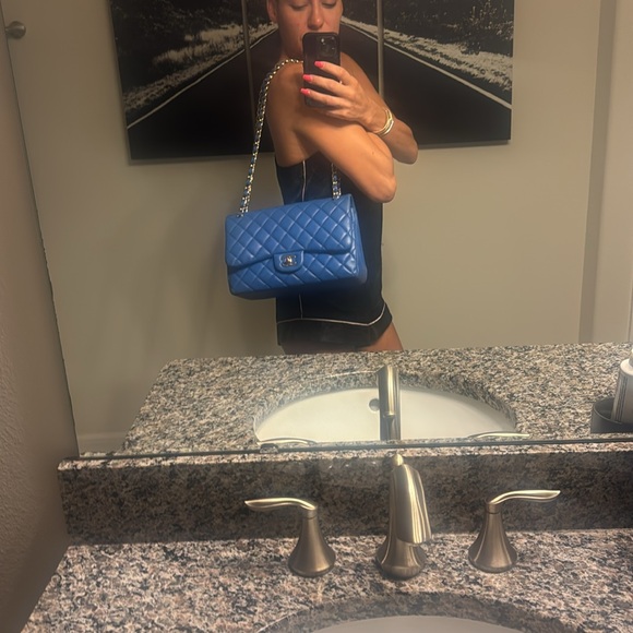 Chanel jumbo flap handbag - Picture 16 of 16